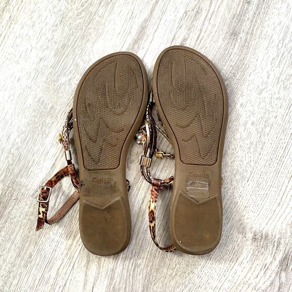 Zigzsoho Brown Leather Embellished T-Strap Sandals with Gold & Pearl Details - Picture 3 of 9